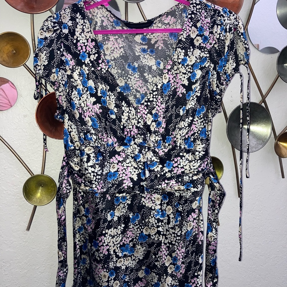 Express Size M Silk Blend Top
